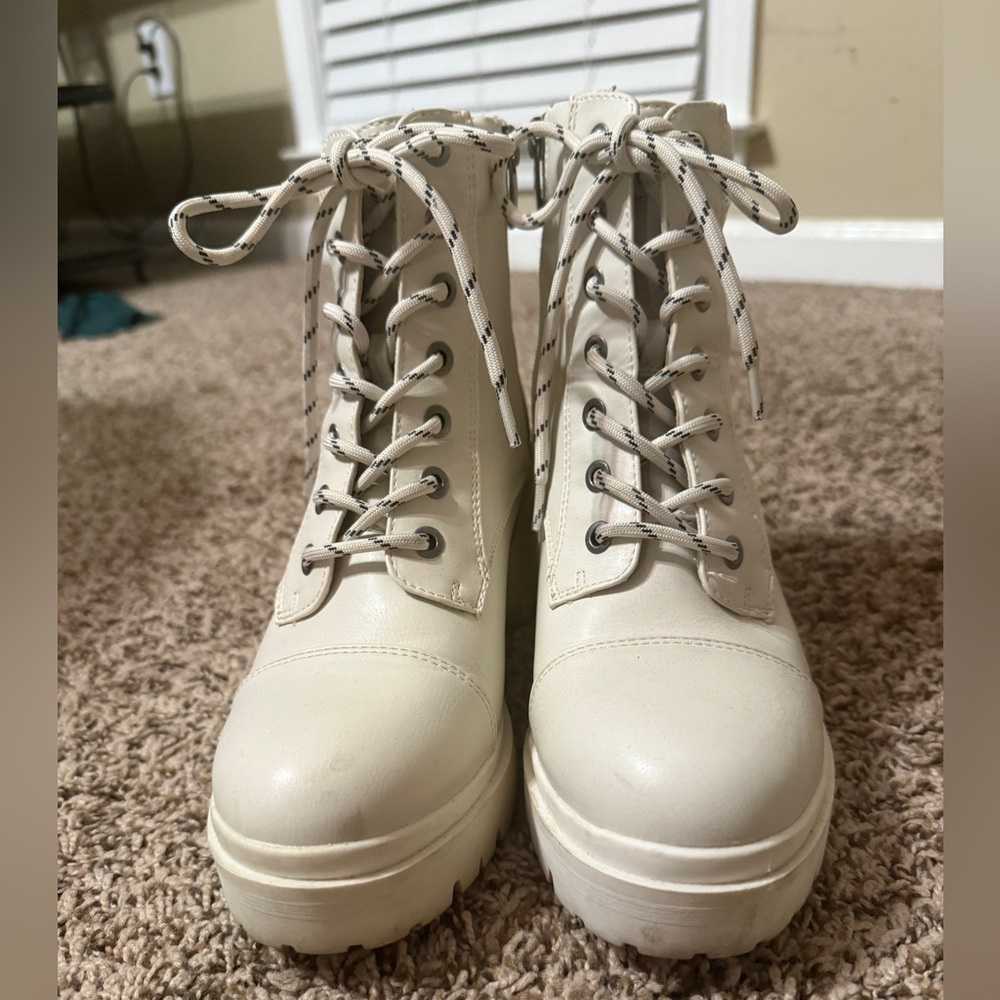 Nine West Ladies ankle boots